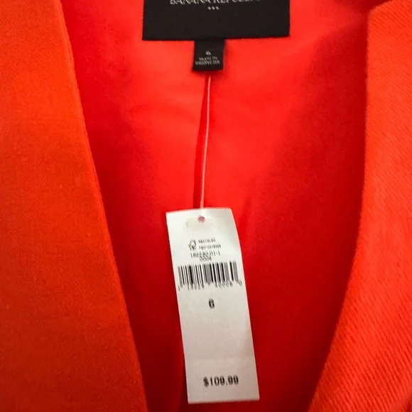 Women's Banana Republic Coral Color Blazer - Picture 3 of 8